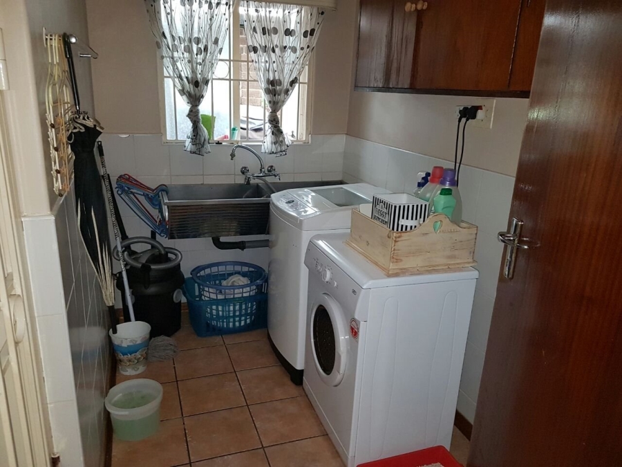 To Let 4 Bedroom Property for Rent in Panorama Free State